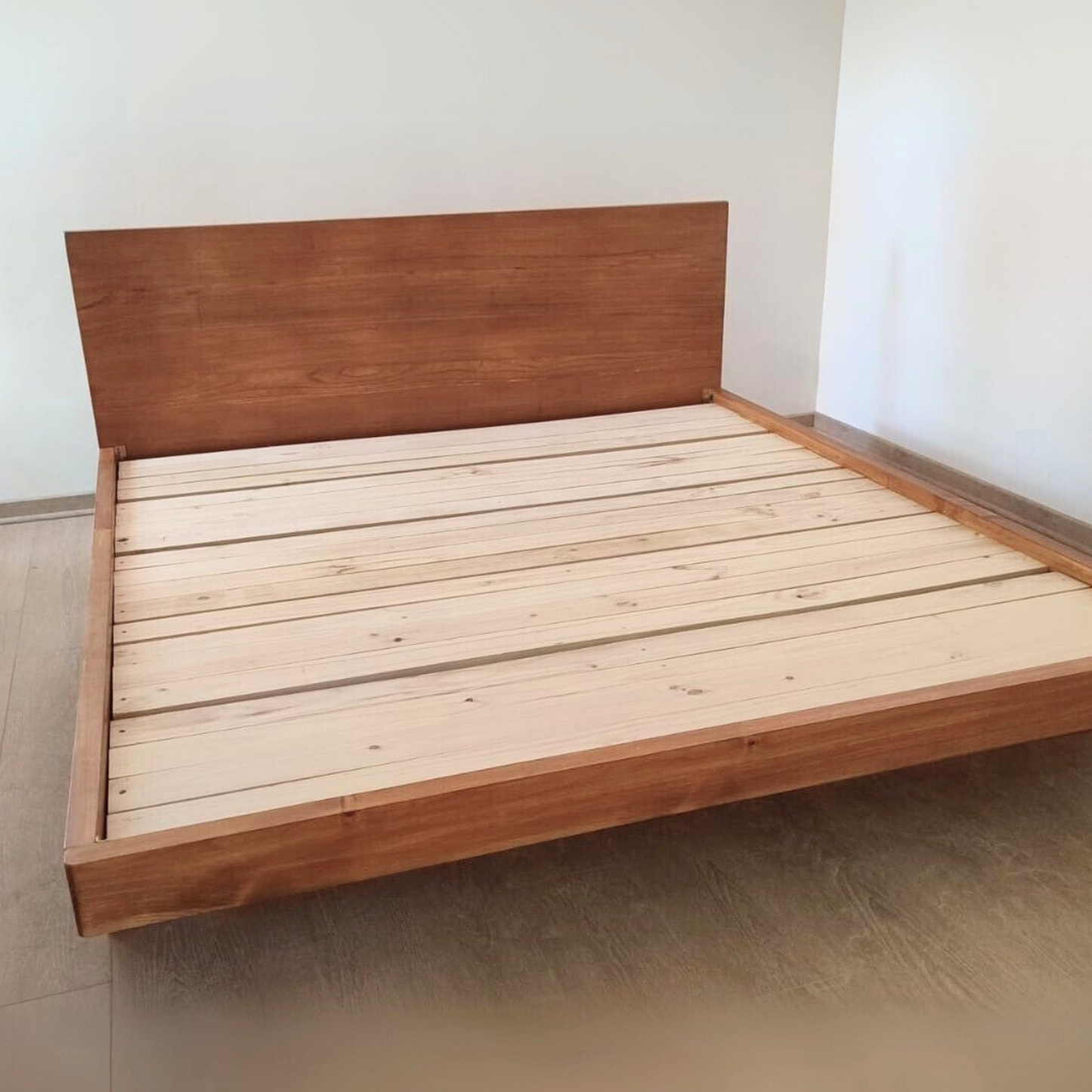 Cama OMI Caramelo