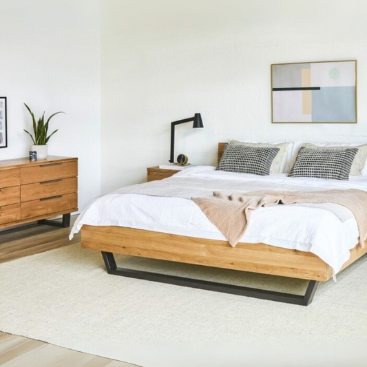 Pack Dormitorio RËFËL - Incluye Cama + 2 Veladores + Cómoda