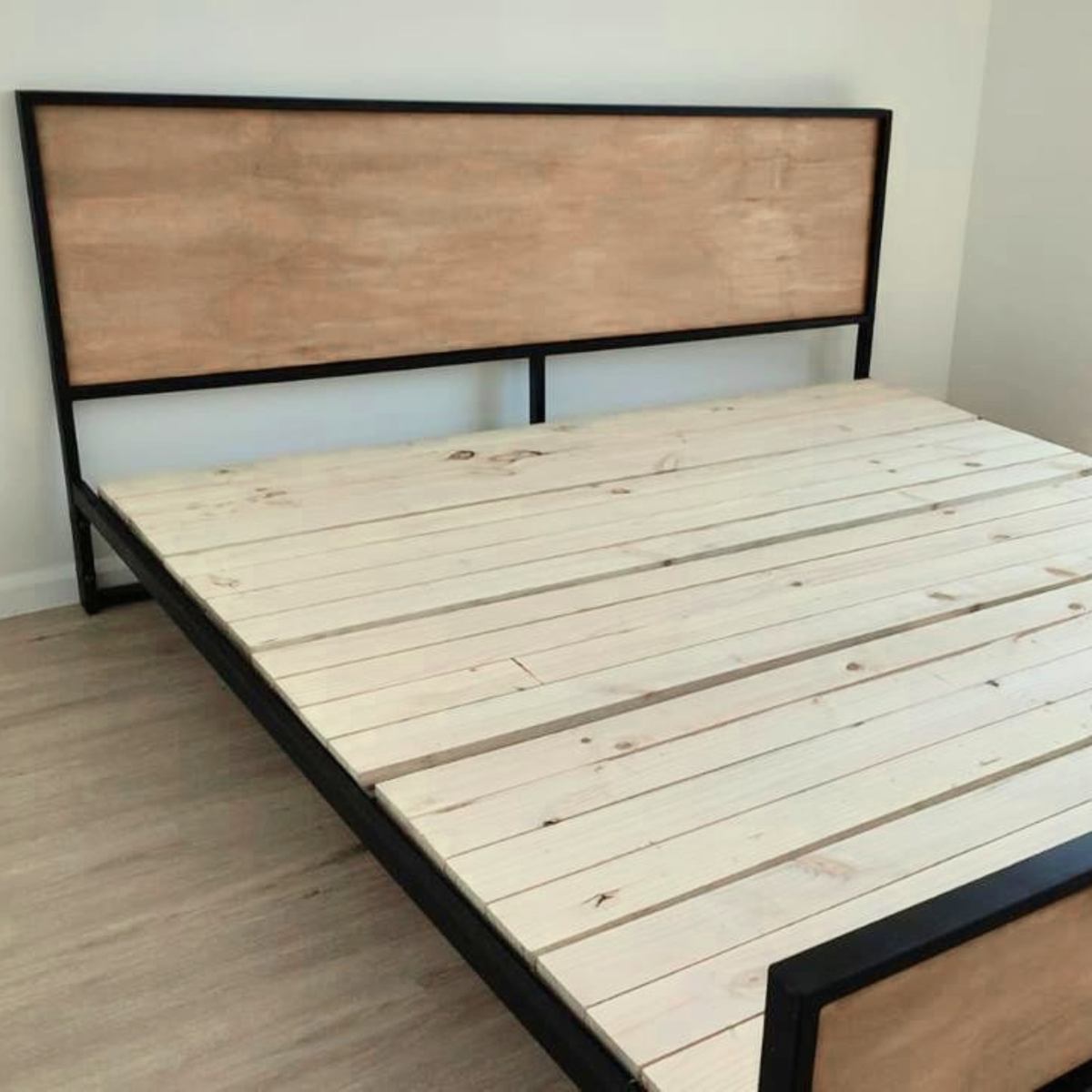 Cama ITA Castaño Suave