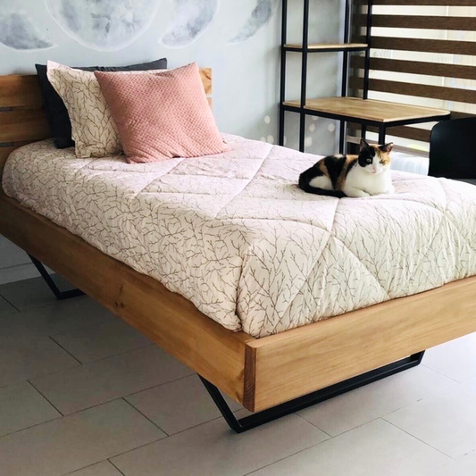 Pack Dormitorio RËFËL - Incluye Cama + 1 Velador